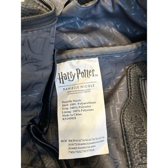 Loungefly Harry Potter Mini Backpack Lightning Bolt – Danielle Nicole - Picture 7 of 8